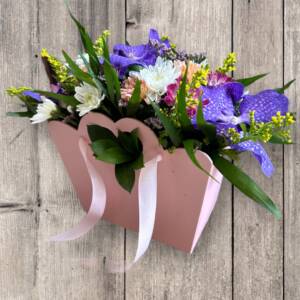 Орхидеи Ванда в розова кутия